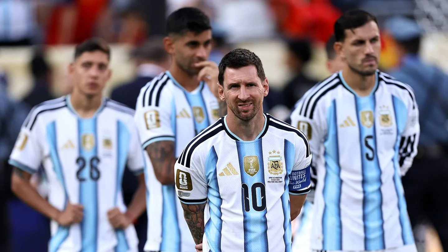 It is about one of the most controversial moments of the 2026 World Cup! The guardians of the rules admit Argentina were favoured - Goal.com