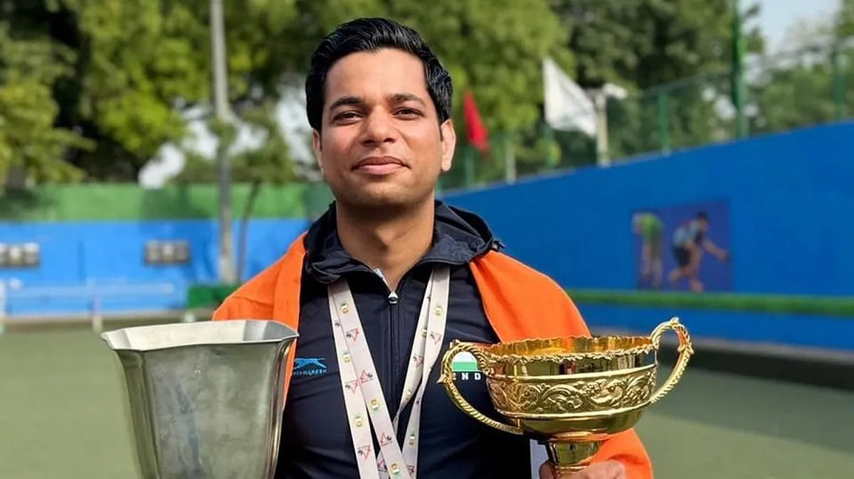 Navneet Singh is a trained pilot and works with a private airline